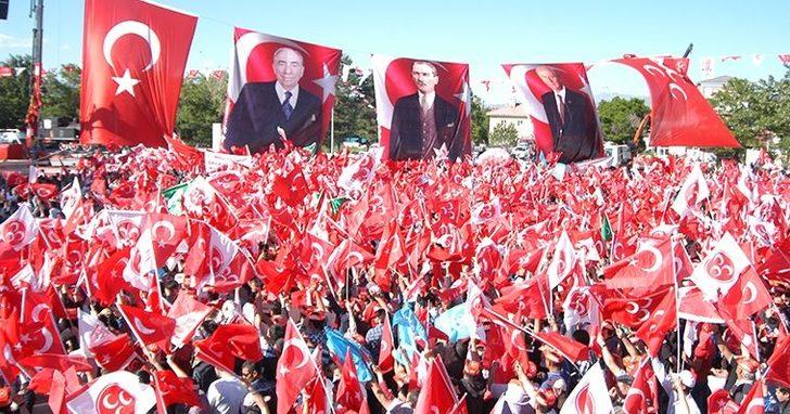 MHP'de 'Alparslan Türkeş'in askerleriyiz' sloganına yasak!
