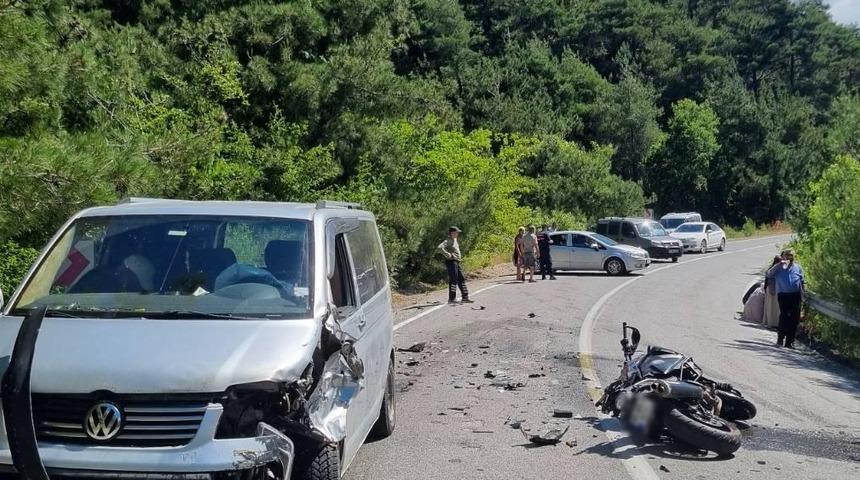 Samsun'da trafik kazasında motosiklet s&uuml;r&uuml;c&uuml;s&uuml; hayatını kaybetti