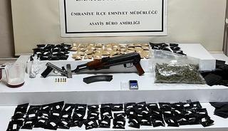 &Uuml;mraniye'de uyuşturucu operasyonlarında yakalanan 6 kişi tutuklandı