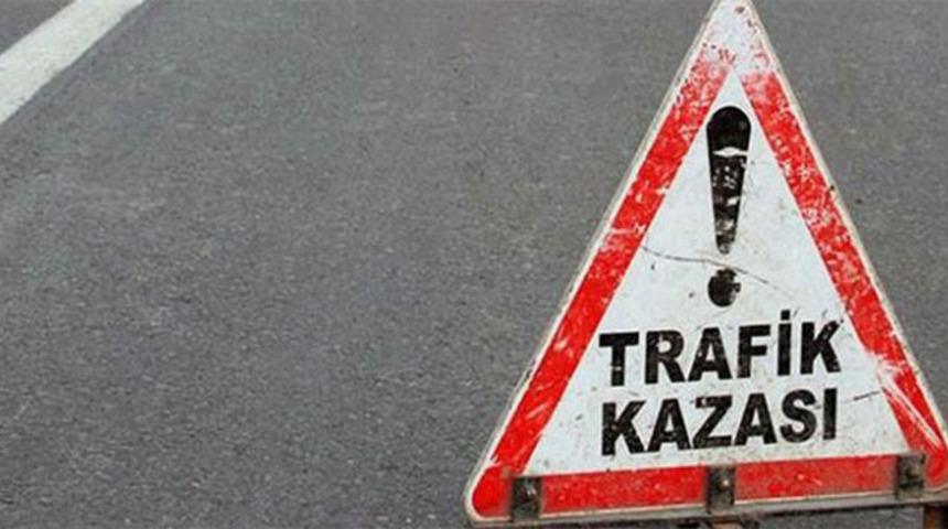 Aşkale&rsquo;de feci trafik kazası: 1&rsquo;i ağır 2 yaralı