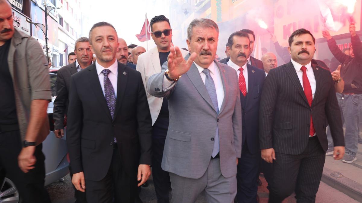 BBP lideri Destici'den sert tepki: "Gelecekler İstanbul sokaklarında gezecekler"