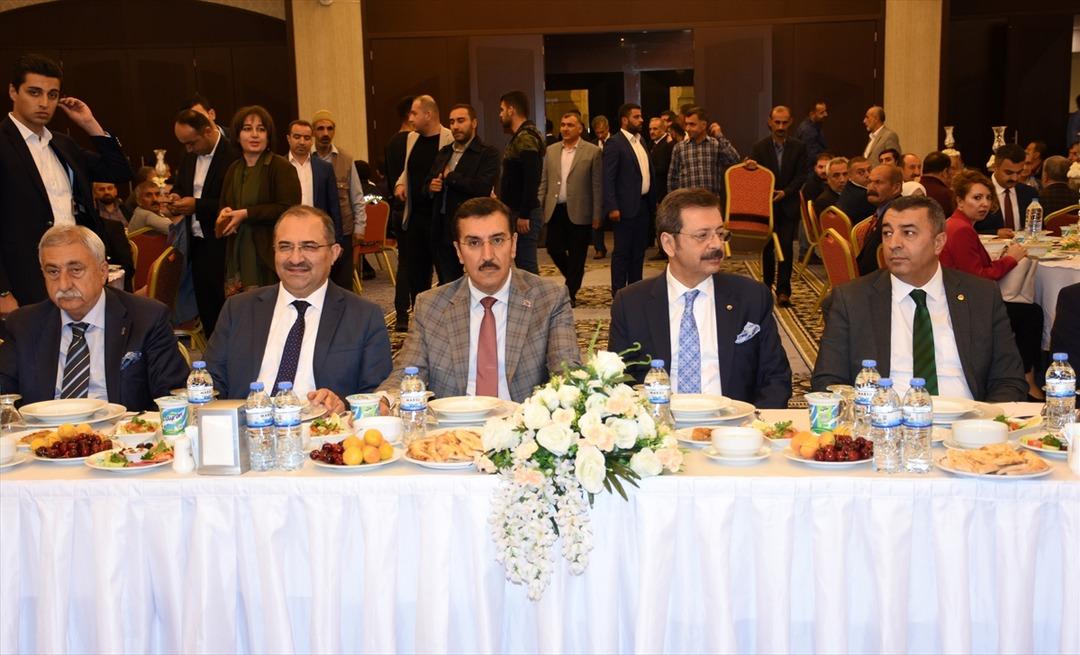 Kuru kayısıda ilk lisanslı depo i&ccedil;in imzalar atıldı