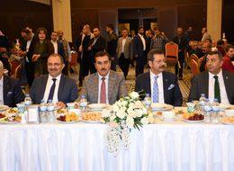 Kuru kayısıda ilk lisanslı depo için imzalar atıldı