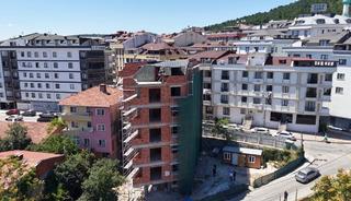 Sosyal medyada g&uuml;ndem olan 'Eğri bina' i&ccedil;in harekete ge&ccedil;ildi