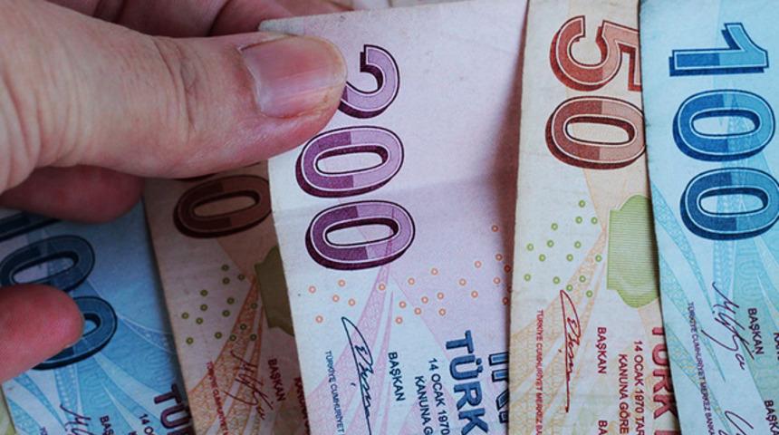 En d&uuml;ş&uuml;k emekli maaşında kulislerin konuştuğu rakam