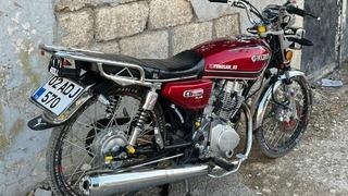 Park halindeki motosiklet çalındı