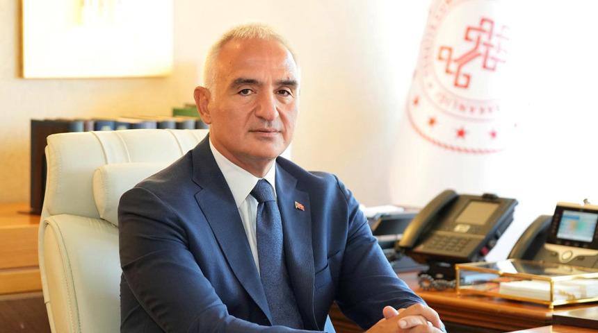 &Ccedil;eşme'den Bodrum'a, Marmaris'ten Belek'e halk plajlarına yoğun ilgi