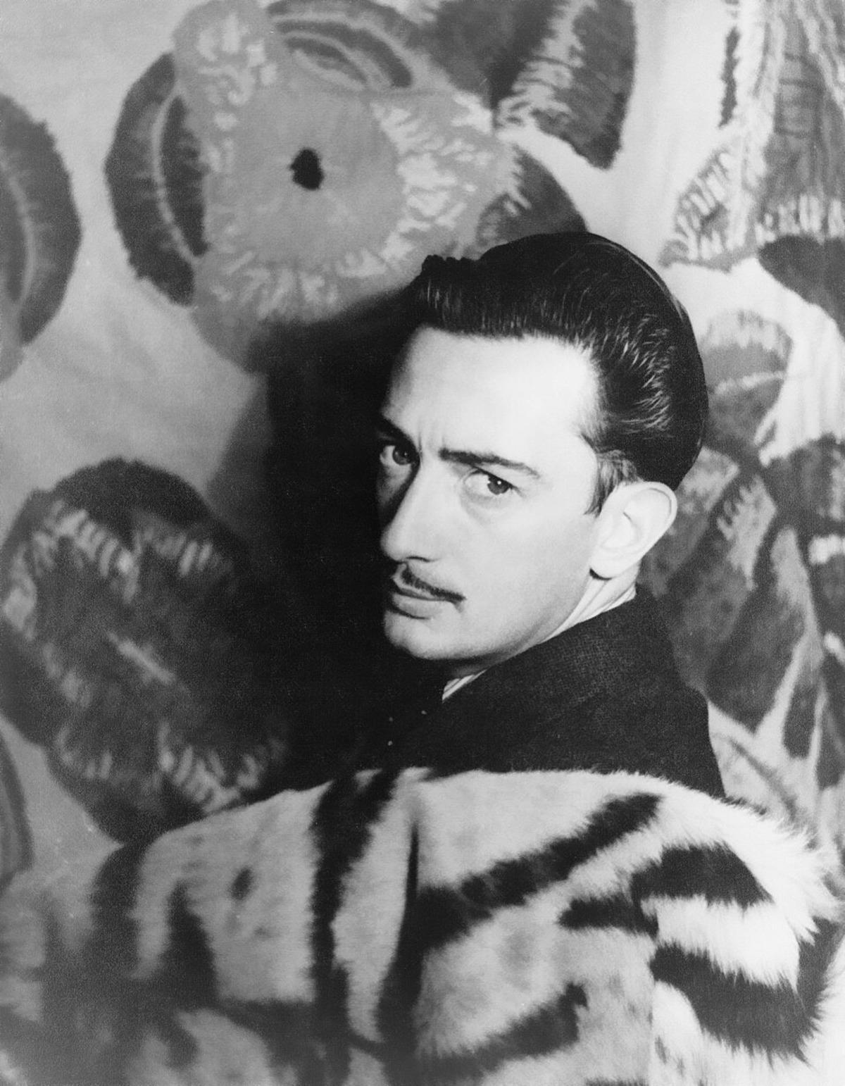 Tesla&rsquo;nın g&uuml;vercinleri, Beethoven&rsquo;ın kahve rit&uuml;eli... Tarihin en &uuml;nl&uuml; isimlerinin ilgin&ccedil; alışkanlıkları 4