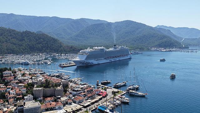 Galataport’tan gelen Aroya Marmaris’i hareketlendirdi