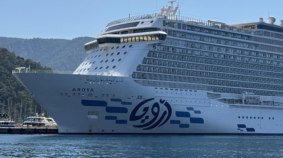 Galataport&rsquo;tan gelen "Aroya" Marmaris&rsquo;i hareketlendirdi 1