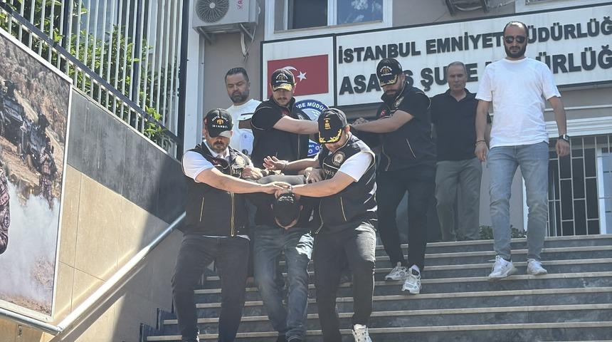K&uuml;&ccedil;&uuml;k&ccedil;ekmece'de 1 kişinin &ouml;ld&uuml;ğ&uuml; silahlı saldırıya ilişkin 2 ş&uuml;pheli yakalandı