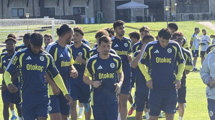 Bir k&ouml;t&uuml; haber daha! Fenerbah&ccedil;e'nin yeni transferi antrenmanda sakatlandı