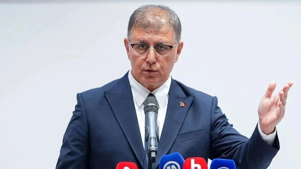 Cemil Tugay a&ccedil;ılışta yer almadı! Merak edilen soruya &Ouml;zg&uuml;r &Ouml;zel den a&ccedil;ıklama 2