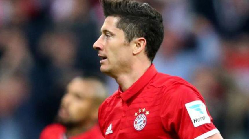 Robert Lewandowski Bayern M&uuml;nih'ten ayrılmak istediğini bildirdi