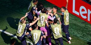 Paraguay'dan Almanya'ya yılın s&uuml;rprizi! Tarihi zafer geldi