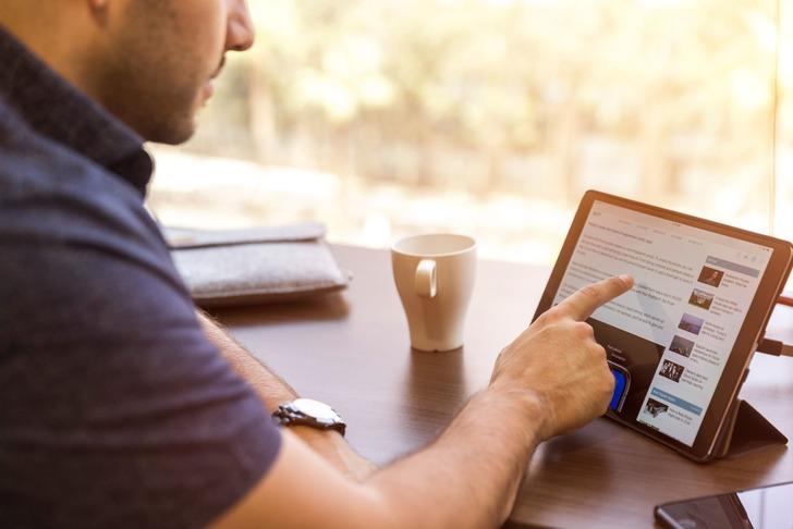 Kullandığın tablet eskimedi ama yeni modeli &ccedil;ok hoşuna gitti. Yenisini alır mısın?