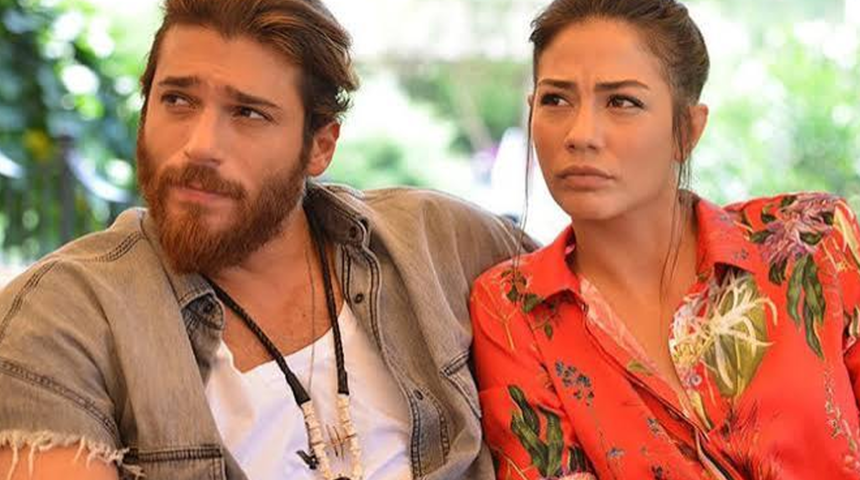 Can Yaman durmuyor: Şimdi de Demet &Ouml;zdemir iddiası...