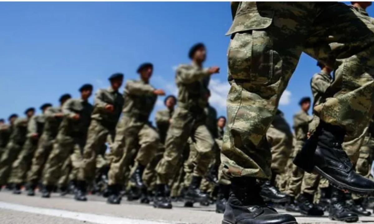 Yeni askerlik d&uuml;zenlemesi! AK Parti hazırladı, 400 bin kişi faydalanacak 1