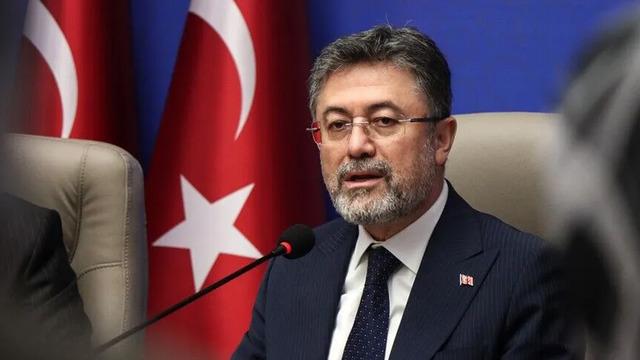 Bakan Yumaklı 'İki önemli gelişme aynı anda' diyerek duyurdu: 'Girişimcilere ve üreticilere hayırlı olsun'