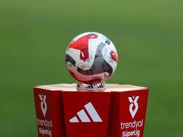 TFF'den yabancı kuralı a&ccedil;ıklaması! "Değişiklik s&ouml;z konusu değil"