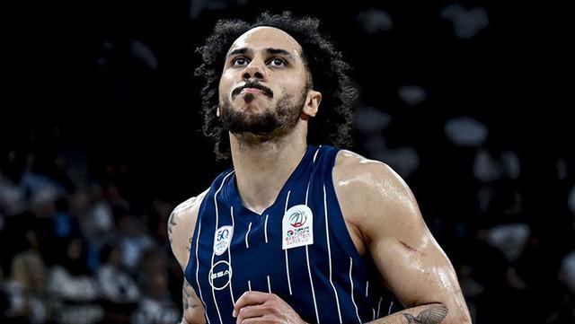 Anadolu Efes Shane Larkin'e resmen veda etti!