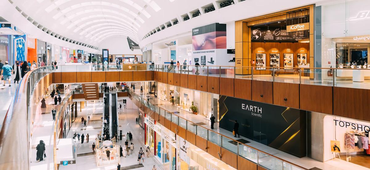 Dubai&rsquo;nin L&uuml;ks Ekonomisi Ger&ccedil;ekten Kime Kazandırıyor? 1