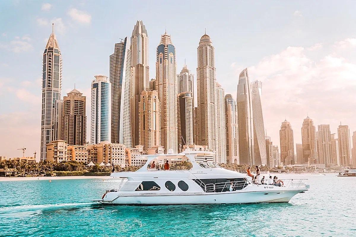 Dubai&rsquo;nin L&uuml;ks Ekonomisi Ger&ccedil;ekten Kime Kazandırıyor? 8