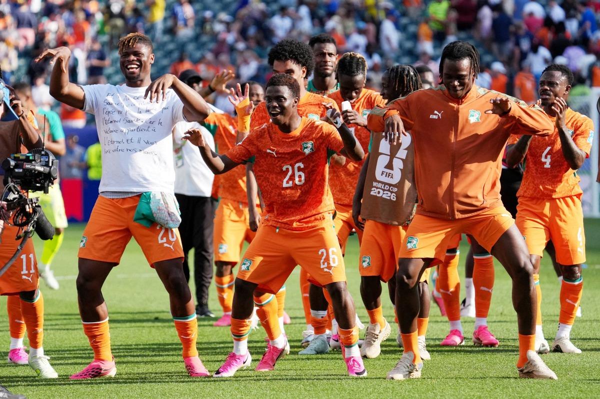 HL3524_XwAA8HSw