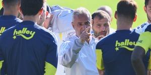 Fenerbah&ccedil;e'de ilk ayrılık! Alacaklarını bile bırakıp gidiyor