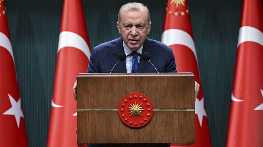 Cumhurbaşkanı Erdoğan: "Ana muhalefetin yapacağı en hayırlı iş k&ouml;t&uuml; sicilleri ile hesaplaşmasıdır"