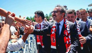 Chobani CEO&rsquo;su Hamdi Ulukaya&rsquo;dan Erzincanspor&rsquo;a dev destek
