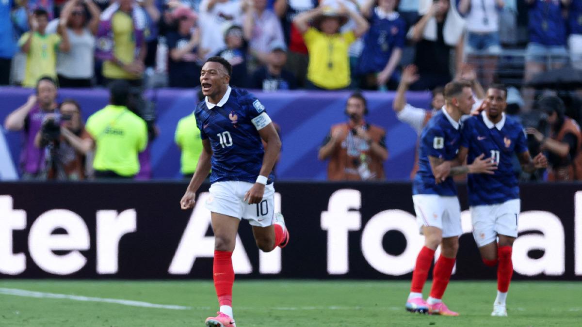 Fransa'da Mbappe'den gövde gösterisi! İsveç'i 3 golle geçti