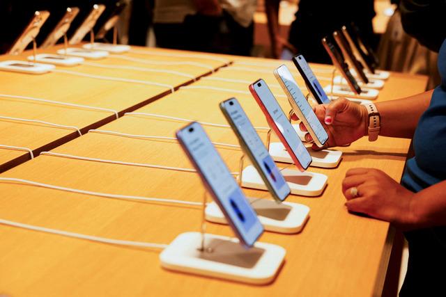 iPhone'unuz bambaşka bir cihaza dönüşebilir!