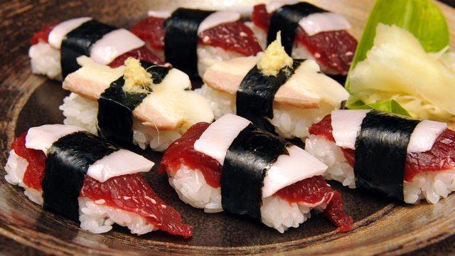 Balina etleri Japon mutfağında seviliyor
