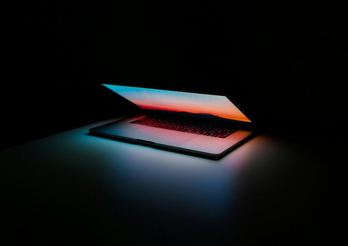 Apple&rsquo;ın dokunmatik MacBook&rsquo;u i&ccedil;in yeni iddialar! 1