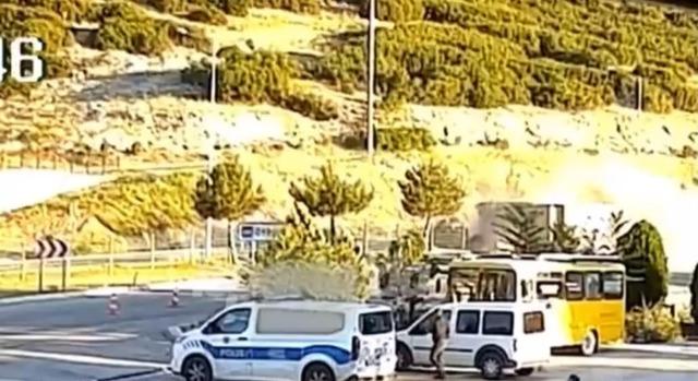 Isparta&rsquo;da kontrolden &ccedil;ıkan tır devrildi 1