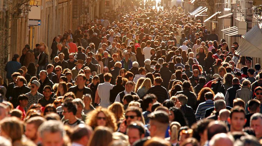 2. D&uuml;nya Savaşı&rsquo;ndan bu yana bir ilk! Kırmızı alarm &ccedil;alınca &uuml;cretli izne ge&ccedil;tiler