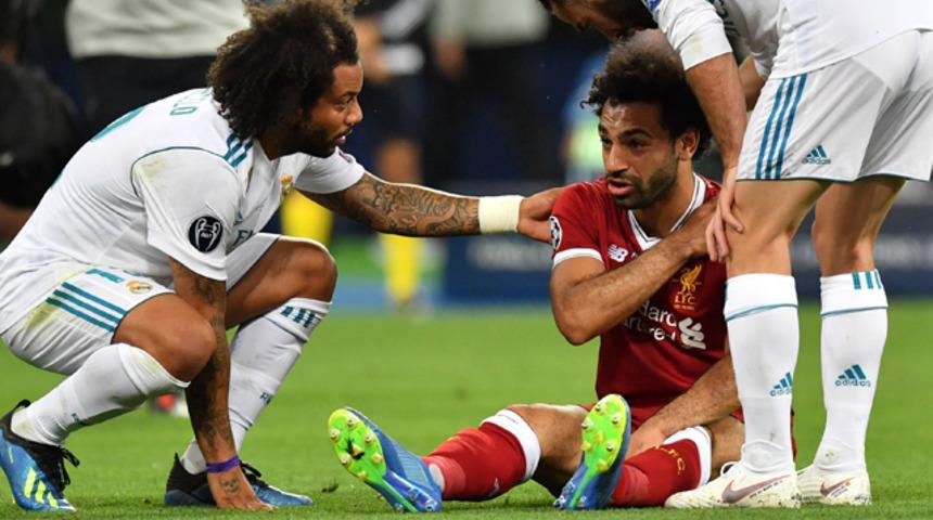  Vaiz M&uuml;barek El-Bathali: Mohamed Salah oru&ccedil; tutmadığı i&ccedil;in sakatlandı