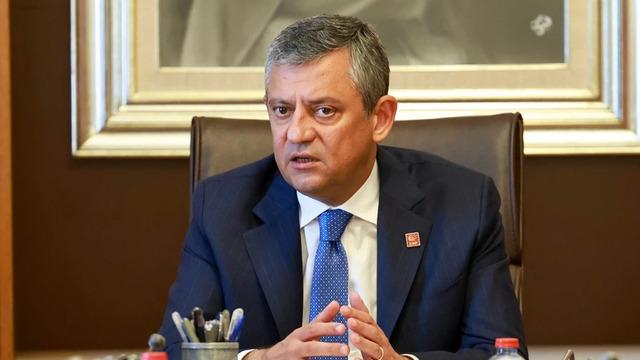 Yeni parti için o tarih işaret edildi! İki görüş öne çıktı