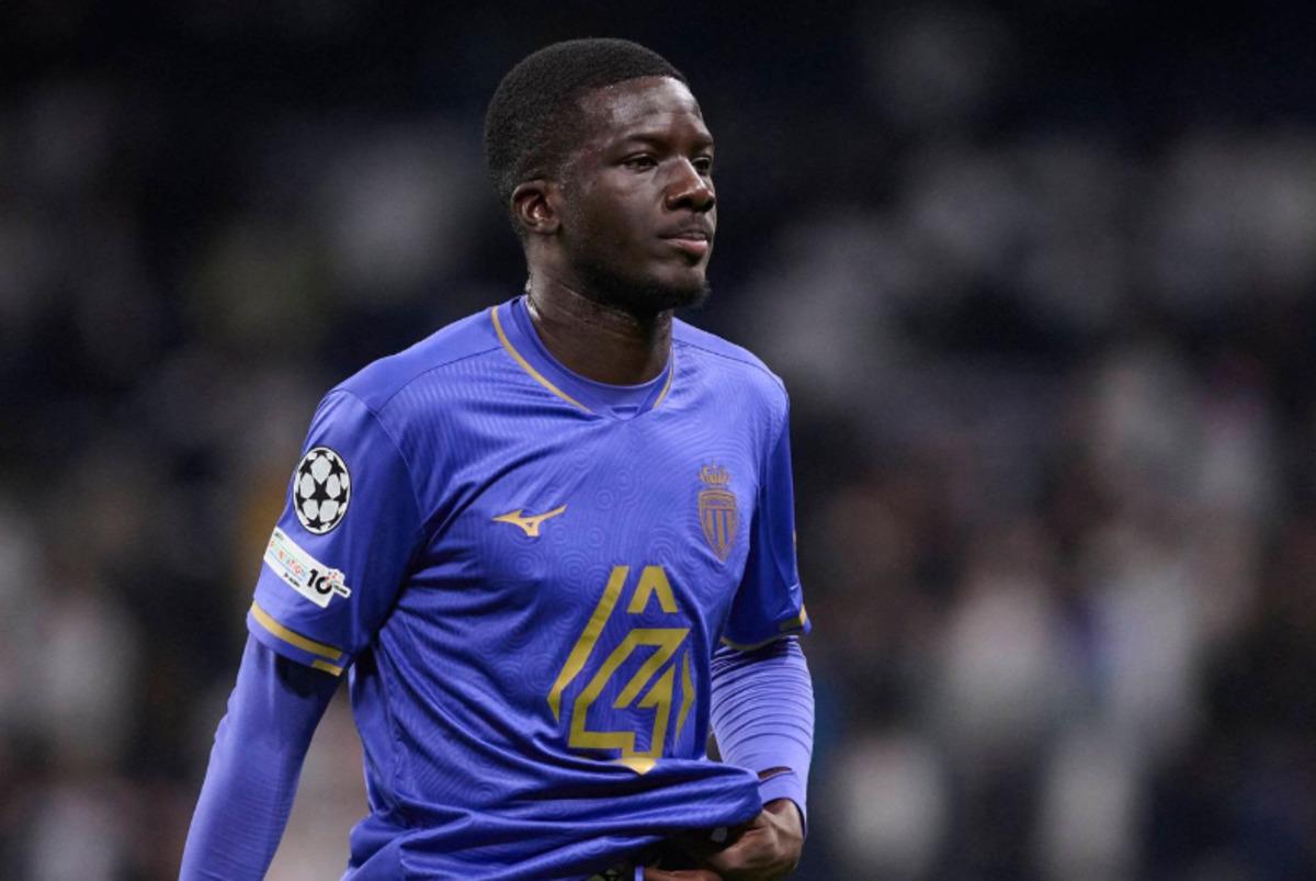 Beşiktaş ın yeni sol beki İstanbul a geliyor! Kassoum Ouattara transferinin maliyeti belli oldu 1