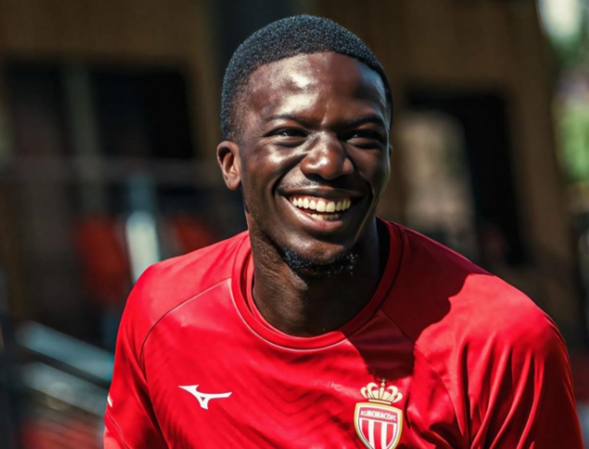 Beşiktaş ın yeni sol beki İstanbul a geliyor! Kassoum Ouattara transferinin maliyeti belli oldu 2