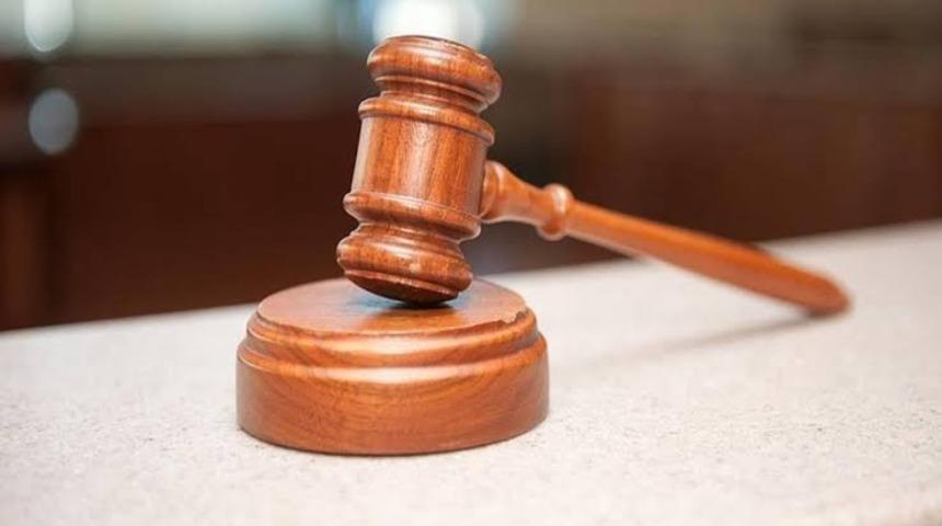 Bakan Ersoy hakkındaki iddialarının ardından mahkeme Turhan &Ccedil;&ouml;mez'i 50 bin TL tazminata mahkum etti