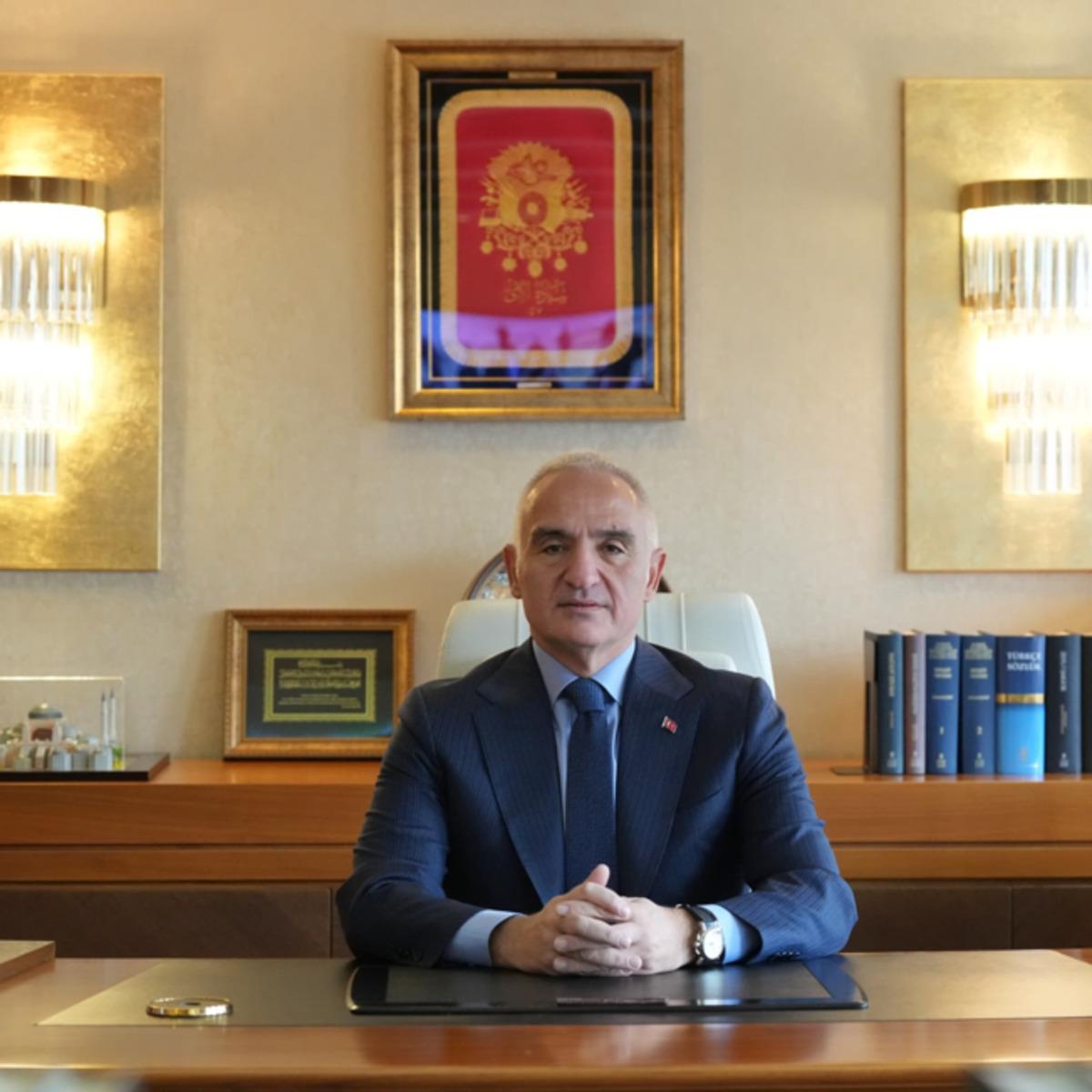 Bakan Ersoy hakkındaki iddialarının ardından mahkeme Turhan Çömez i 50 bin TL tazminata mahkum etti 1