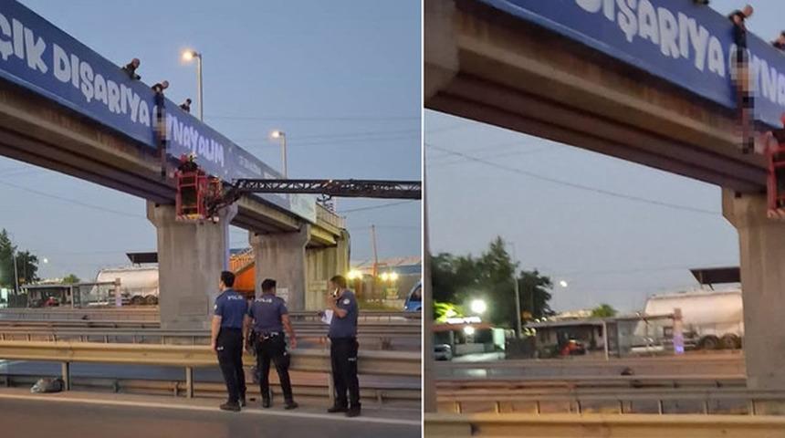 Kocaeli'de korkun&ccedil; olay! Yarı &ccedil;ıplak &uuml;st ge&ccedil;itte asılı halde bulundu