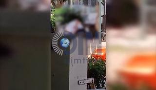 Yer: Antalya! &Ccedil;ocuk parkı rezaleti: Yaşlı iki erkek sarmaş dolaş...