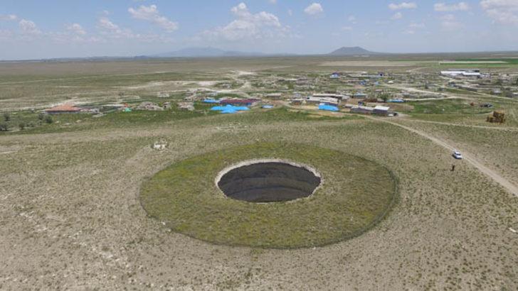 Konya'da ortaya çıkan obruklar korkutuyor G4