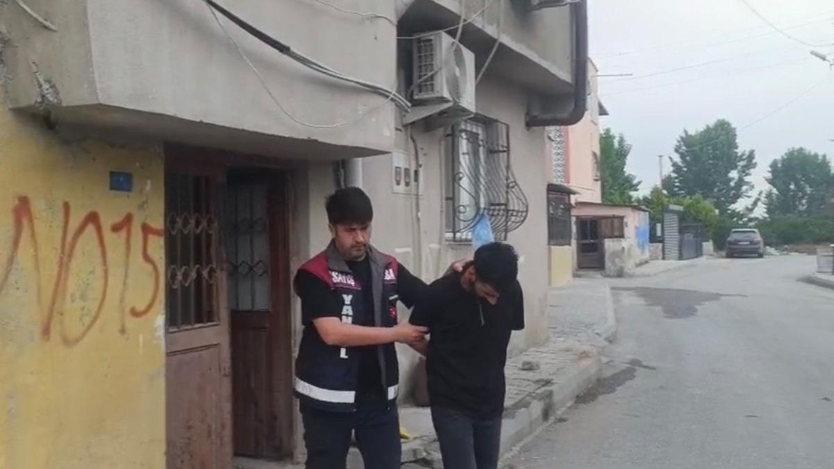 2,5 ay sürdü: Yaşlı çifti polisiz diyerek 100 milyon lira dolandırdılar! Tatlı bile ikram etmişler... 1