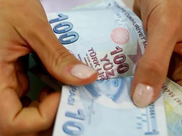 Kademeli emeklilik olacak mı? İlk kez g&ouml;r&uuml;şt&uuml;ler! 2027 yılı işaret edildi