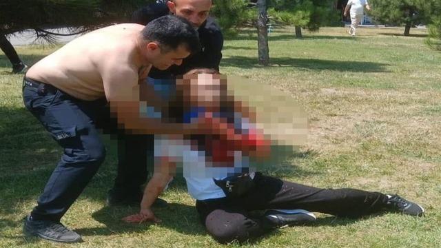Çatalca'da vahşet! Boşanma aşamasındaki eşini boğazından bıçakladı