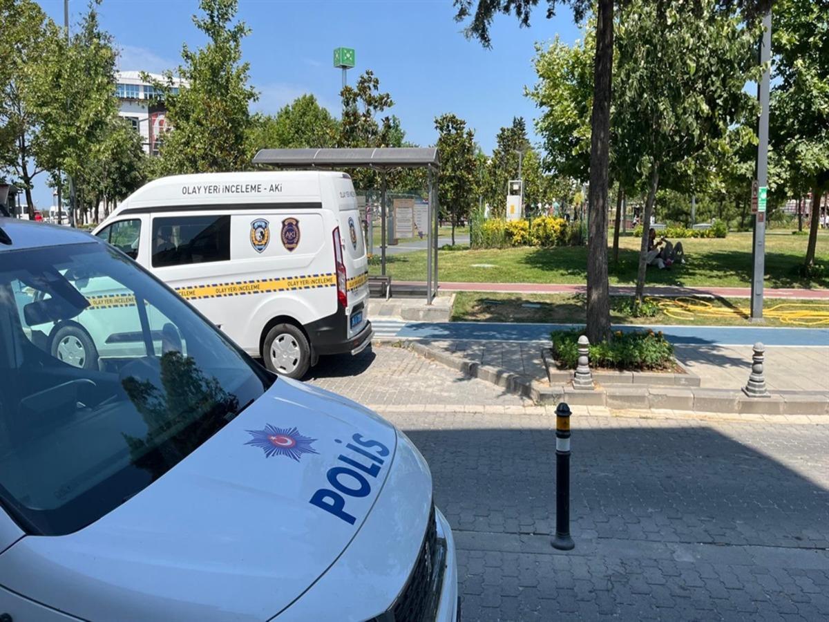 Çatalca da vahşet! Boşanma aşamasındaki eşini boğazından bıçakladı 3